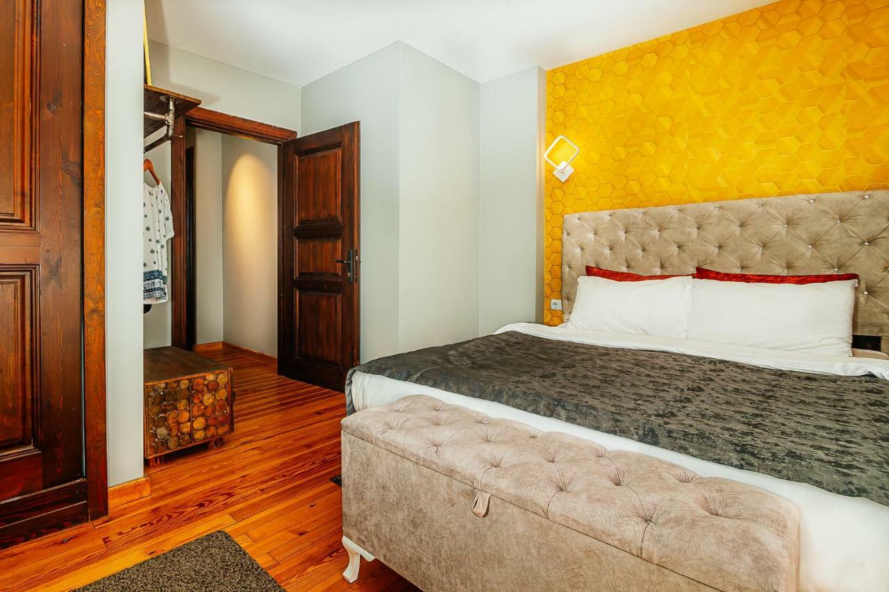 Historic Galata Lejlighedshotel Istanbul Eksteriør billede