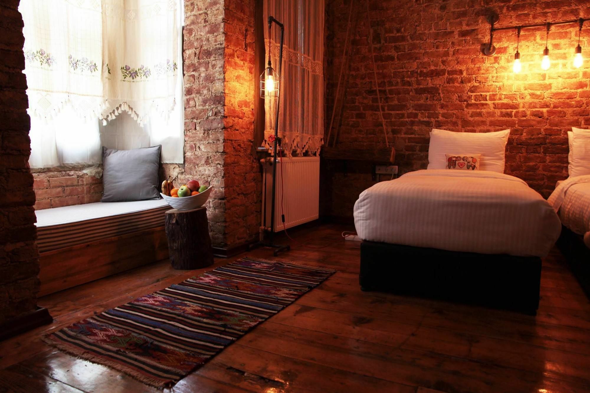 Historic Galata Lejlighedshotel Istanbul Eksteriør billede